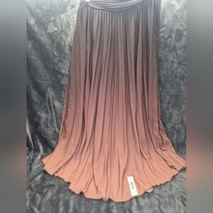 WD-NY Pleated Grey Tie-Tie Color shift Women's Long Skirt Sz L elastic waist NEW